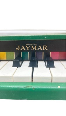 VINTAGE GREEN AND GOLD JAYMAR 17 KEY BABY GRAND PIANO 50s 60s