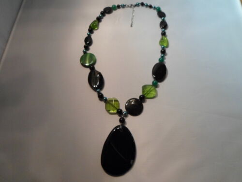 Black & Green Agate, Shell Pearl & Glass Bead Necklace, 20"-134.00 Carats - Picture 1 of 7