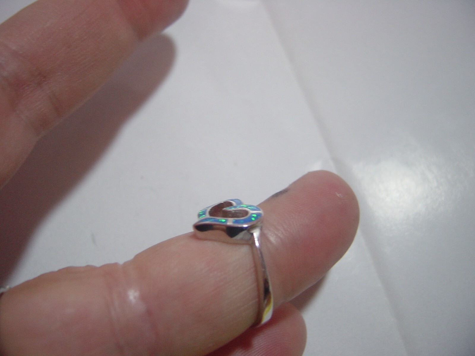 Vintage Solid Silver HEART SHAPED Ring -Stunning … - image 8