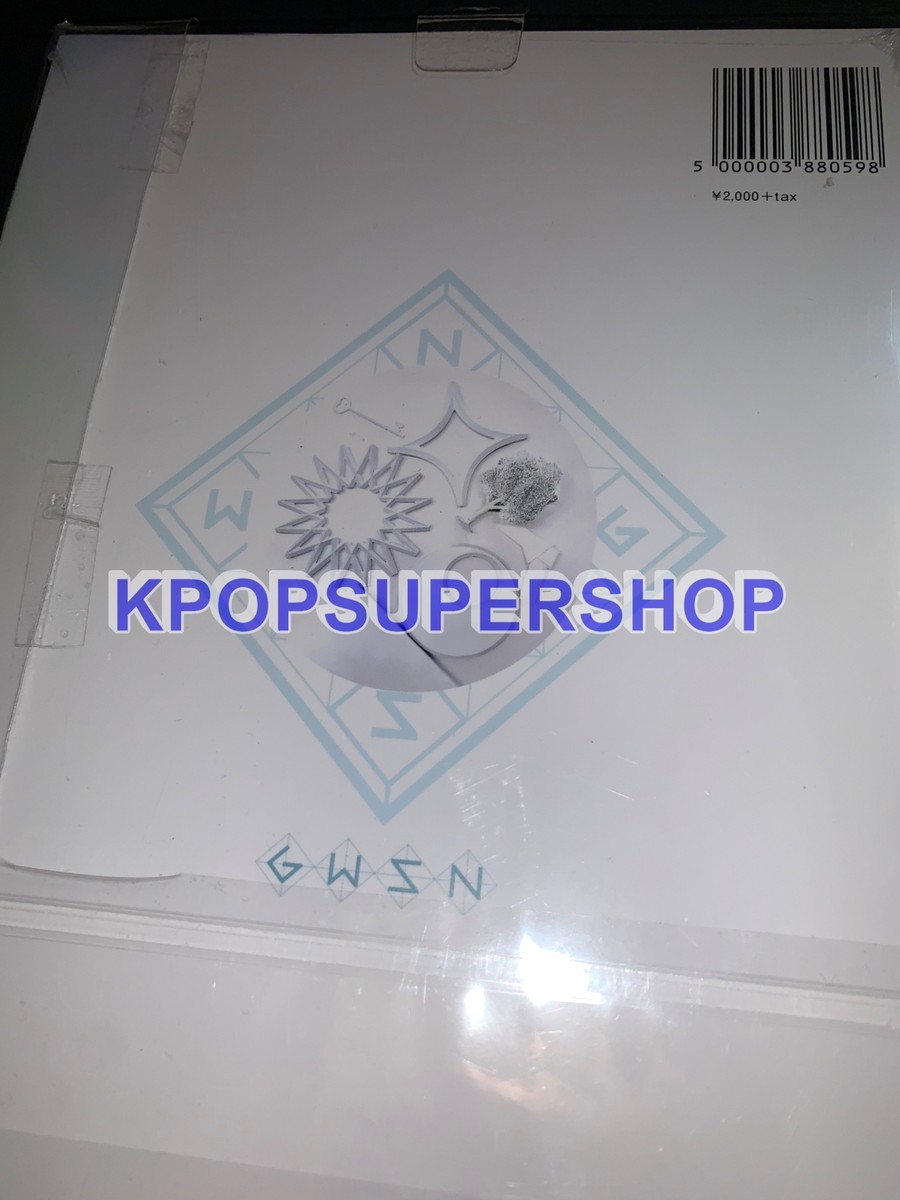 GWSN The First Artist Book '01 Girls in the Park Photobook