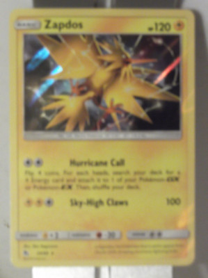 109PK24 - Zapdos - 24/68 - Hidden Fates - Rare Holo