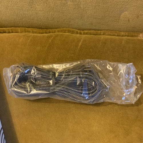 Insignia- 10' USB-C Cable Charge-and-Sync Cable - Charcoal - Photo 4 sur 4