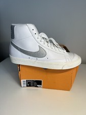 Image of NIKE blazer MID ‘77 Women Trainers Size 6.5 UK NIKE DQ7574-100