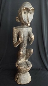 LOMWE AFRICAN MONKEY FIGURE - MALAWI