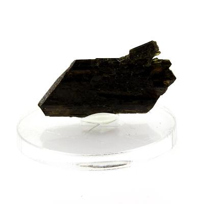 Epidote. 9.9 cts. Massif Du Mont-Blanc, France. Ultra Rare