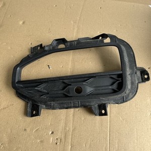 VW T-Roc Lüftungsgitter Stoßstange Vorne Links Gitter Lüftung 2GA853807C