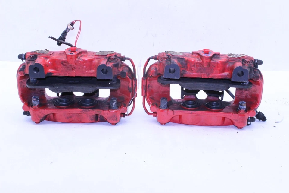 Par de pinzas de freno traseras Brembo rojas OEM usadas Porsche 911 991 2012-2019 Foto 2 de 4