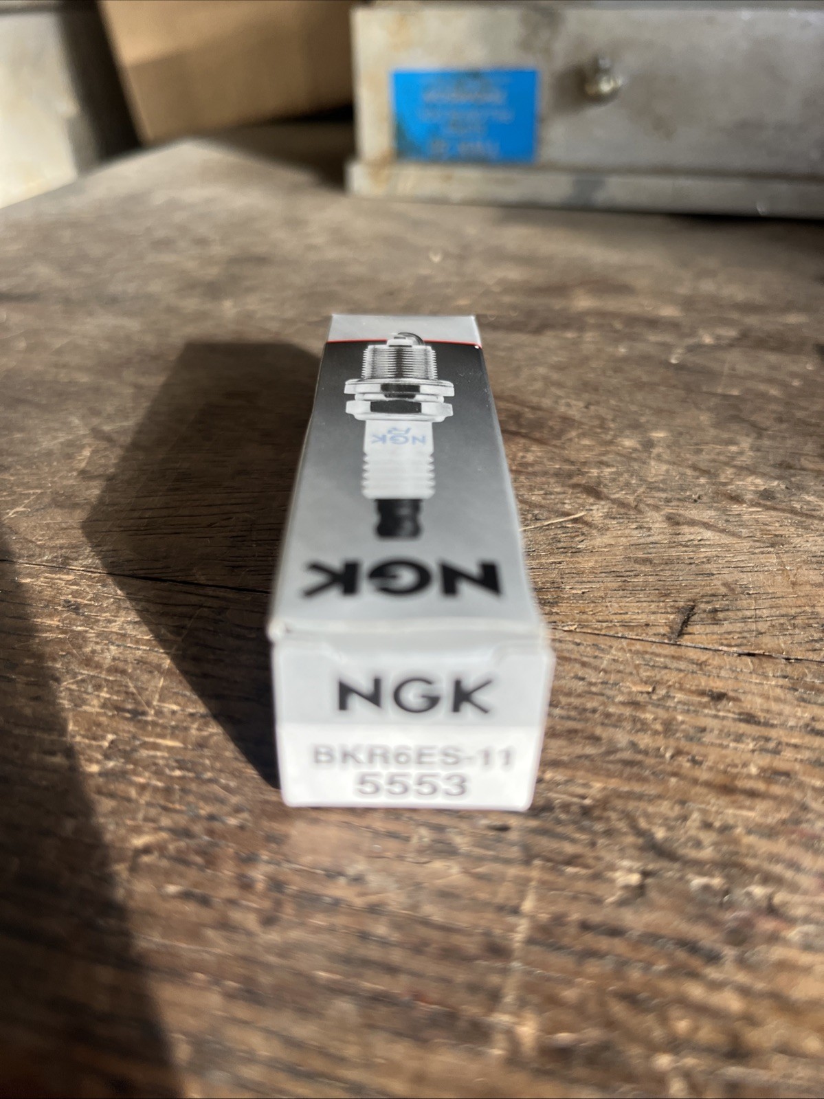 NOS NGK 5553 BKR6ES-11 Standard Spark Plug