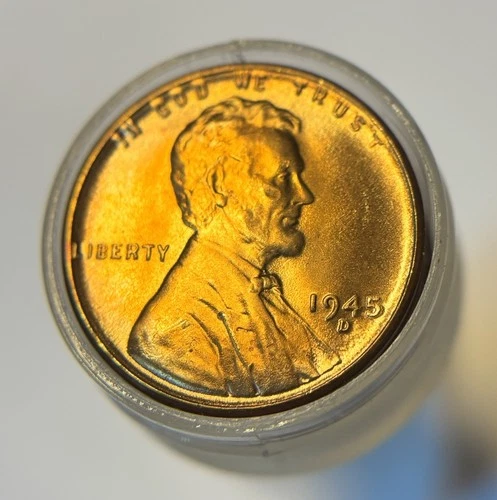 1945-D Lincoln Wheat Penny Cent - GEM BU Roll . Put Away Long Ago!!!