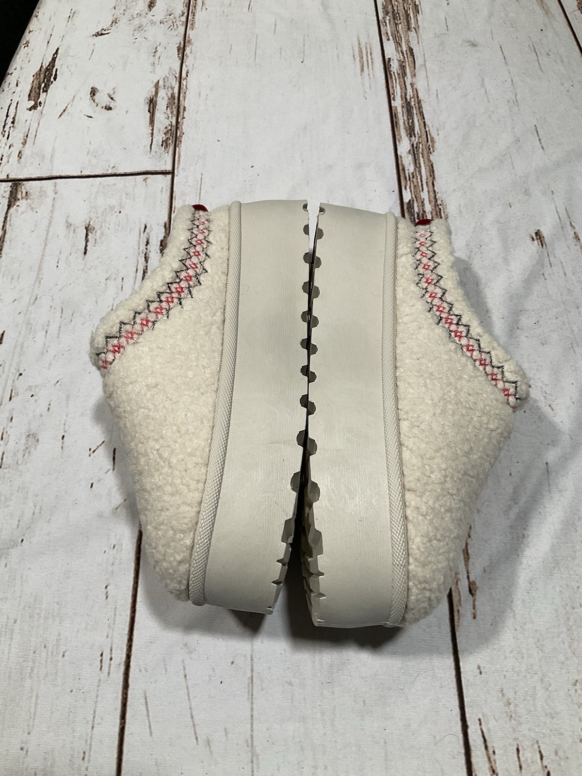 SAOLA PANTOFOLE SLIP ON NUOVE SENZA ETICHETTE PAZZLE SUOLA PLATFORM FODERA PELLICCIA SINTETICA STIVALETTI NUDI CREMA