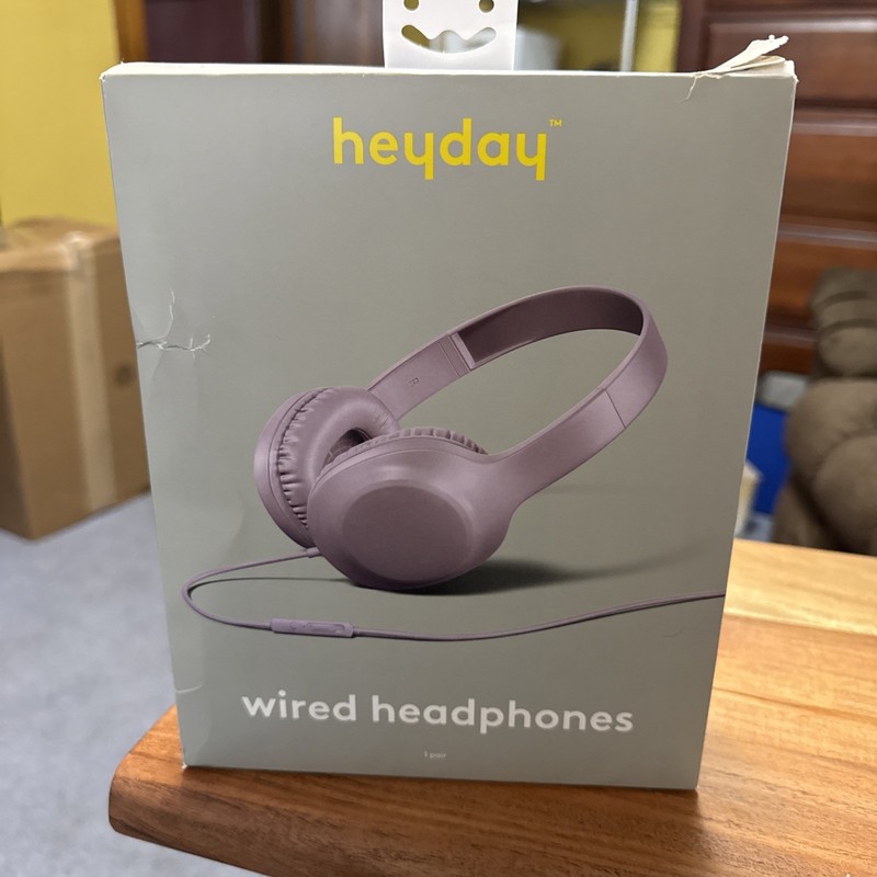 Heyday Wired On-Ear Headphones Neon Violet Comfort Fit with Mic & Remote