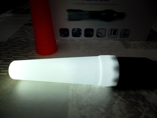 LED➤ Lampe de poche signalisation brise vitre chargeur power bank coupe ceinture - Afbeelding 8 van 8