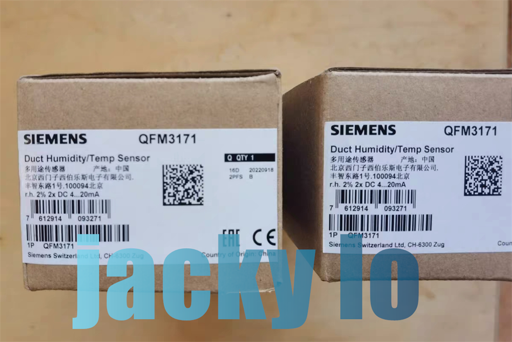 Siemens QFM3171 New One Duct Temperature And Humidity Sensors Expedited Shipping