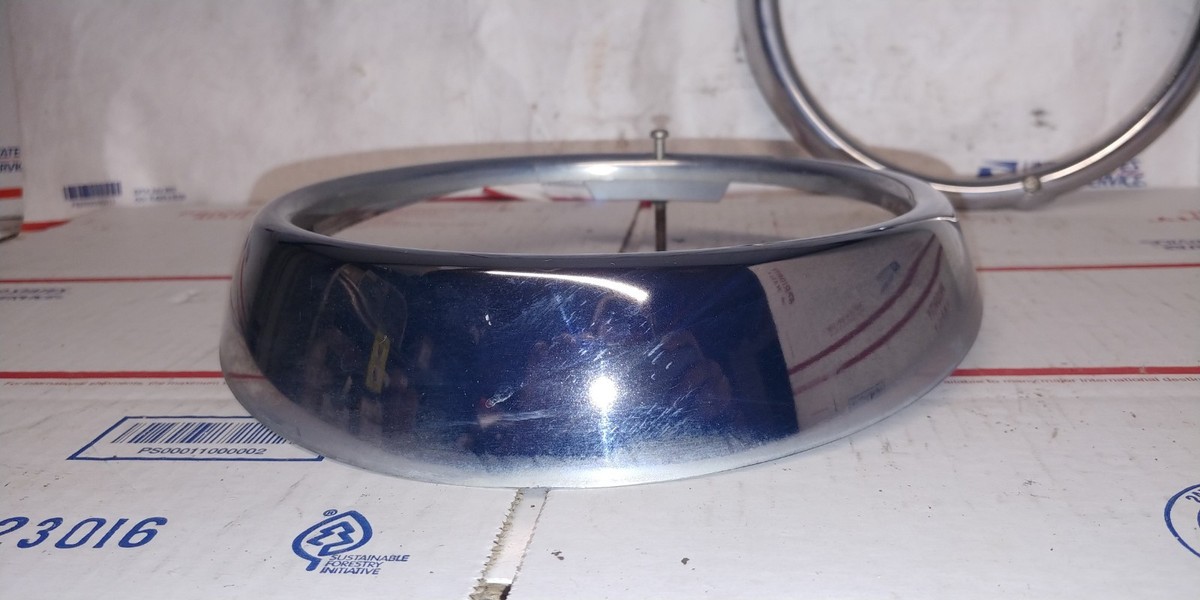GENUINE 72 73 74 75 76 77 78 79 VOLKSWAGEN TYPE3 BUS Headlight