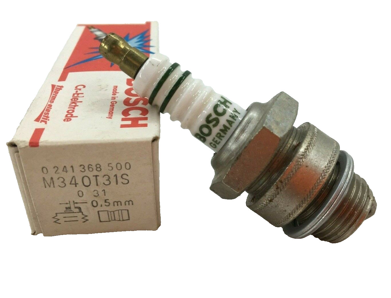 Vintage Bosch 18Mm Spark Plug M340T31S / 0 241 368 500 New Old Stock