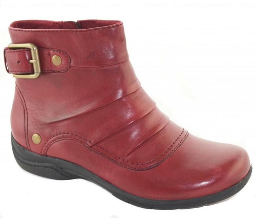 clarks final clearance