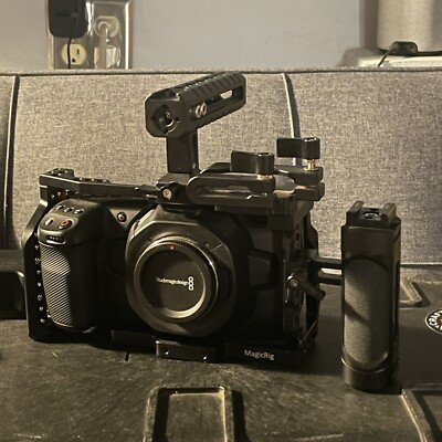 Blackmagic Design Pocket Cinema Camera 4K Camcorder w/ cage & handle - Black
