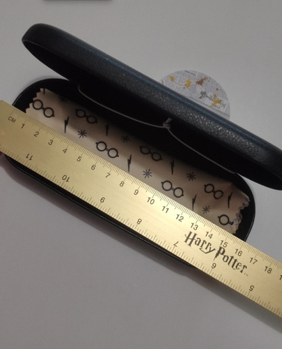 Harry Potter Faux Leather Hard Glasses Case with Microfibre Cloth - Picture 8 of 11