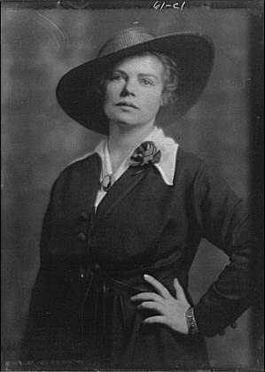 Photo:Spencer,Lillian,Miss,portrait photographs,Arnold Genthe,1910 4