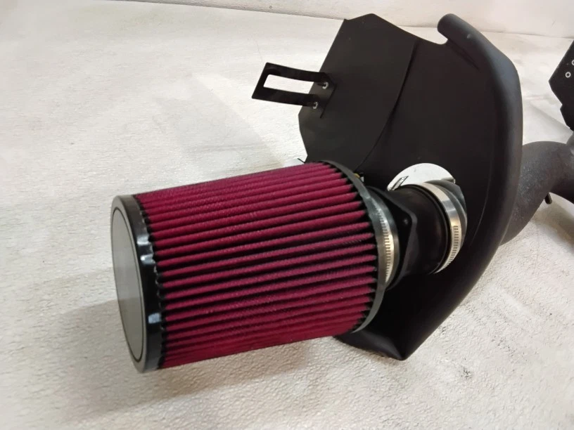 Entrada de aire frío del mercado de accesorios para Jaguar XF 2014 Foto 4 de 4