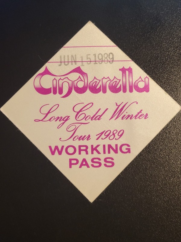 1989 CINDERELLA-LONG COLD WINTER BACKSTAGE PASS-NOT USED