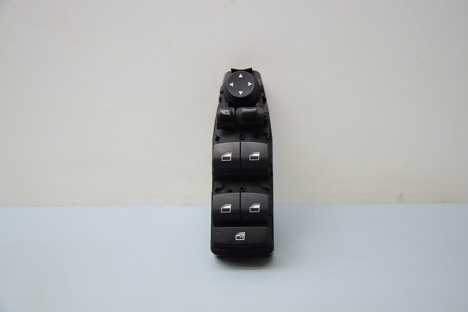 BMW 3 Touring F30 F31 F36 F10 Power Window Switch Front Right OEM 9362107