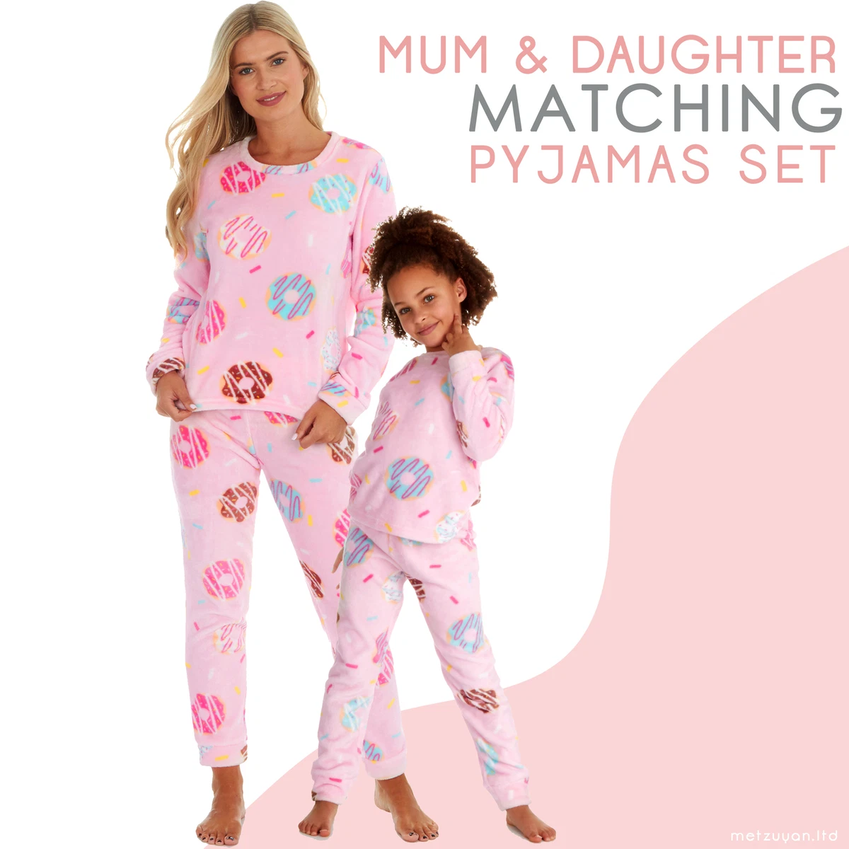 Pyjama maman et fille sale