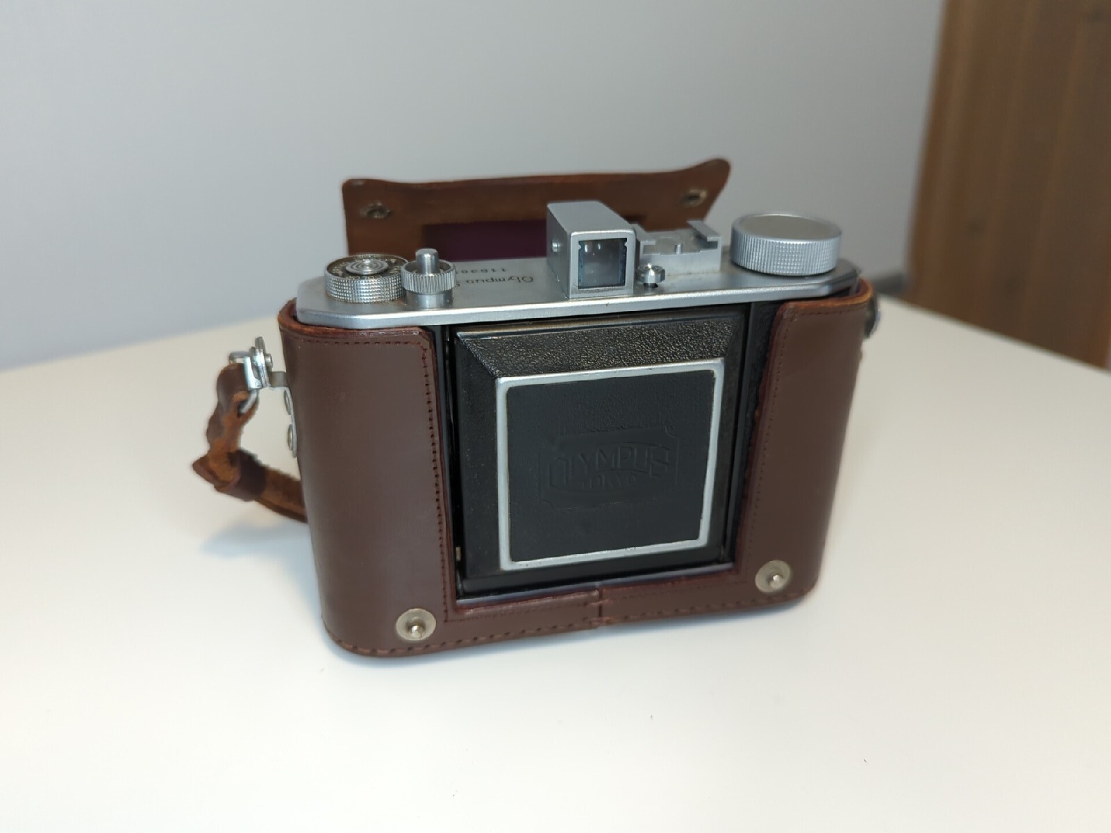 Olympus Six 6 Folding Camera Zuiko FC 7.5cm f/2.8 JAPAN With Leather