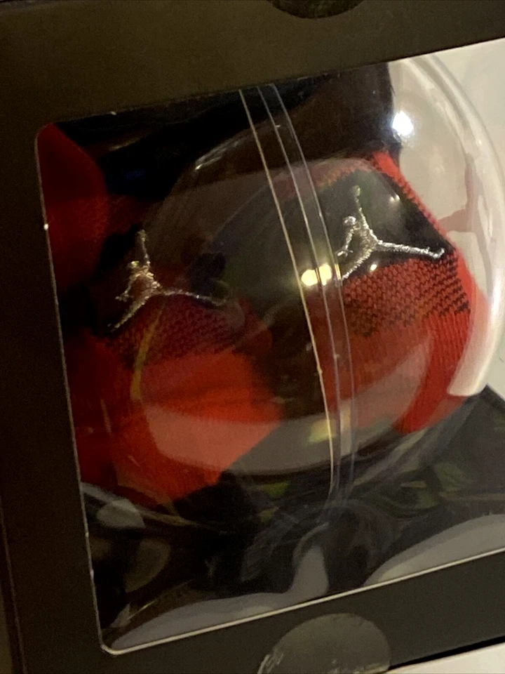 Jordan Ornamento Recién Nacido Con Botines Calcetines Negro Rojo Plata Nuevo Precintado Foto 4 de 4