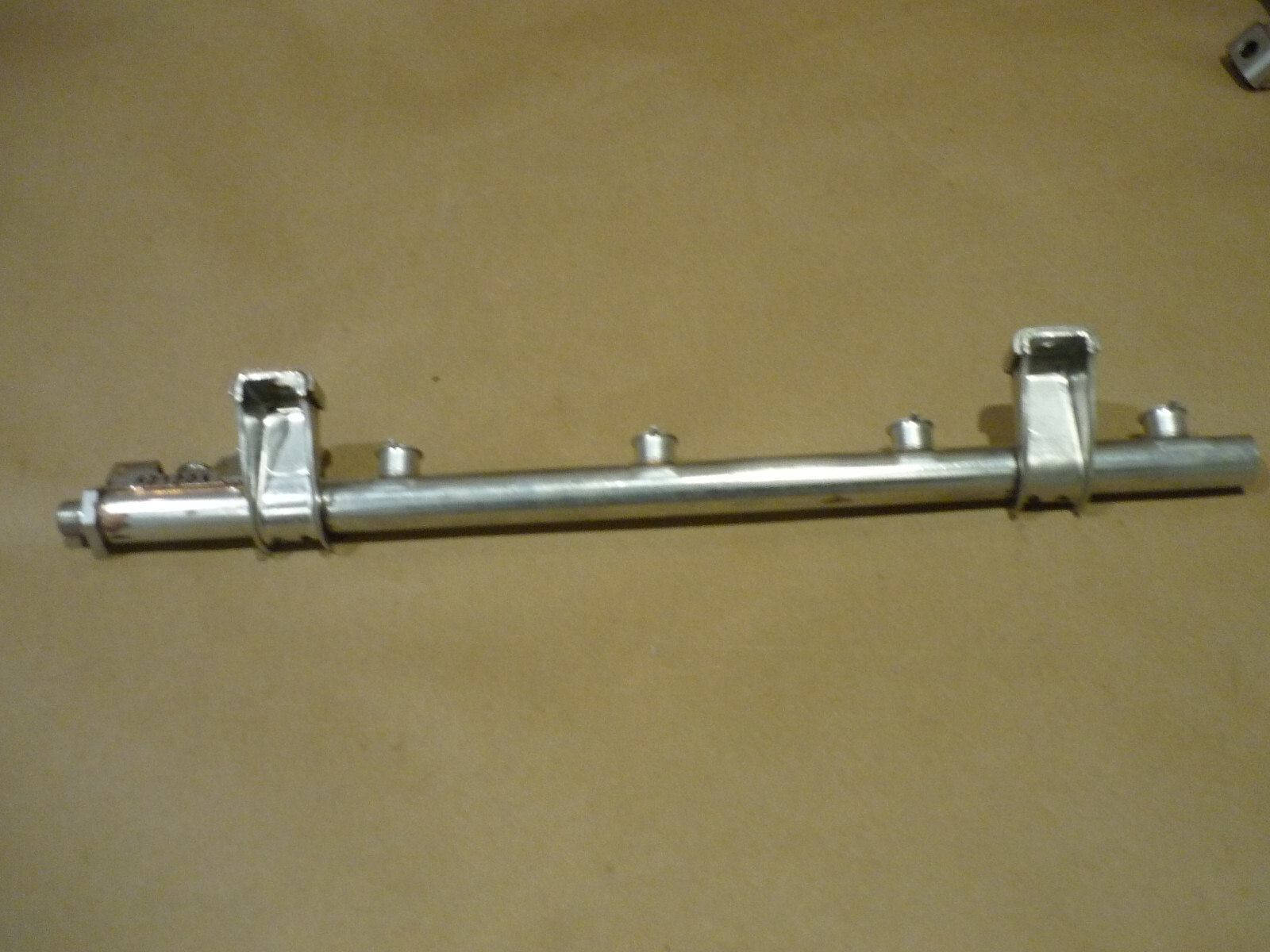 Ferrari 355 LH Fuel Pipe/Fuel Rail Wthout Regulator (NEW) - P/N 172560