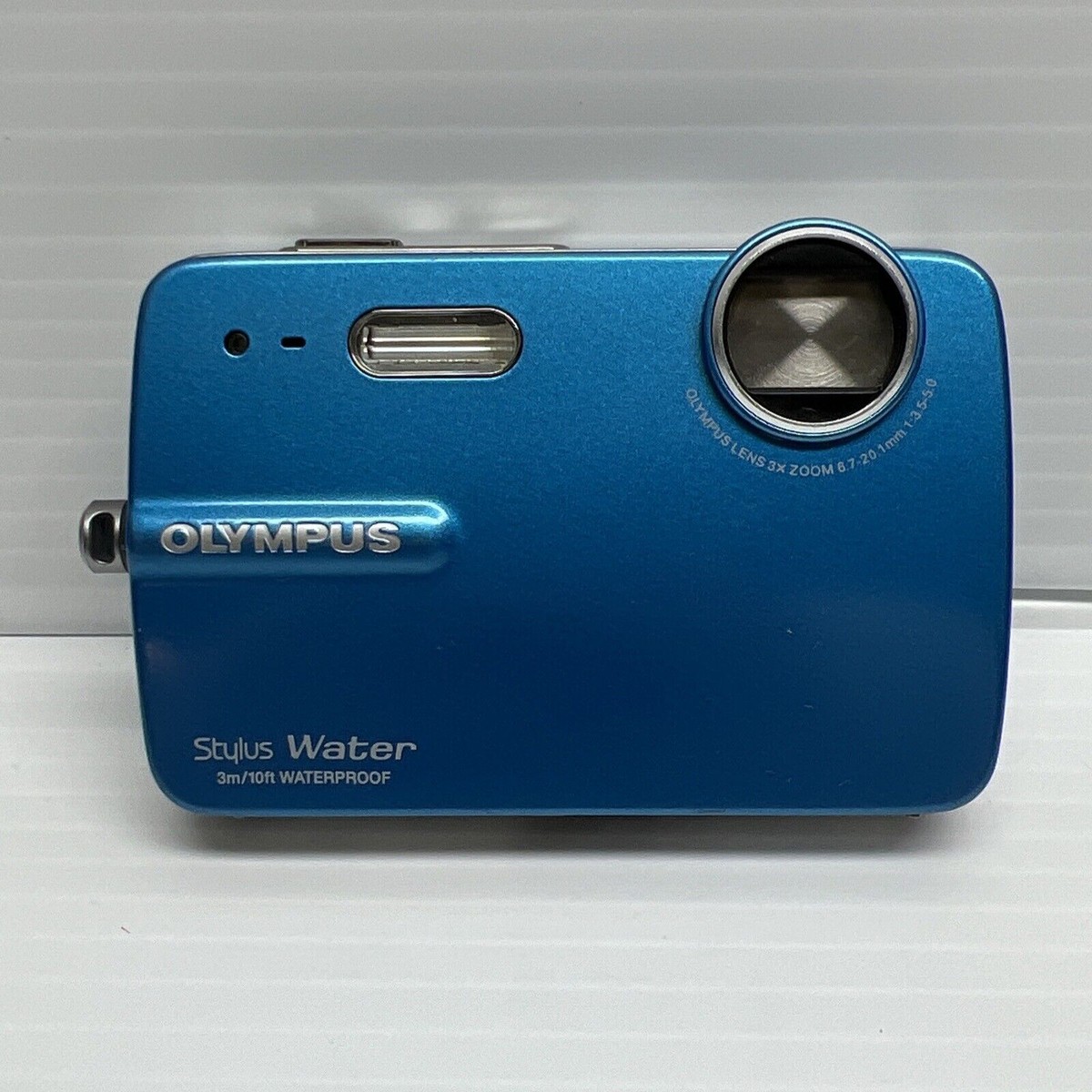 OLYMPUS防水デジタルカメラ μ-550WP(充電池と充電器LI-40C付) Amazon.com : Olympus Stylus 550WP 10MP Waterproof Digital
