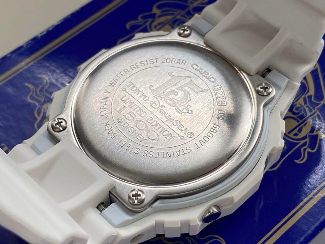RARE CASIO G-SHOCK DW-5600 × Disney Mickey Mouse digital