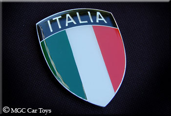 Two Italia Italy Real Car Auto Metal Automotive fender / grille emblem Auto