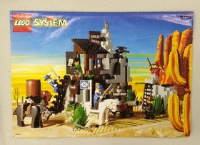 Vintage LEGO System 6761 BANDIT'S SECRET HIDEOUT ~ Wild West Missing (3) Pieces