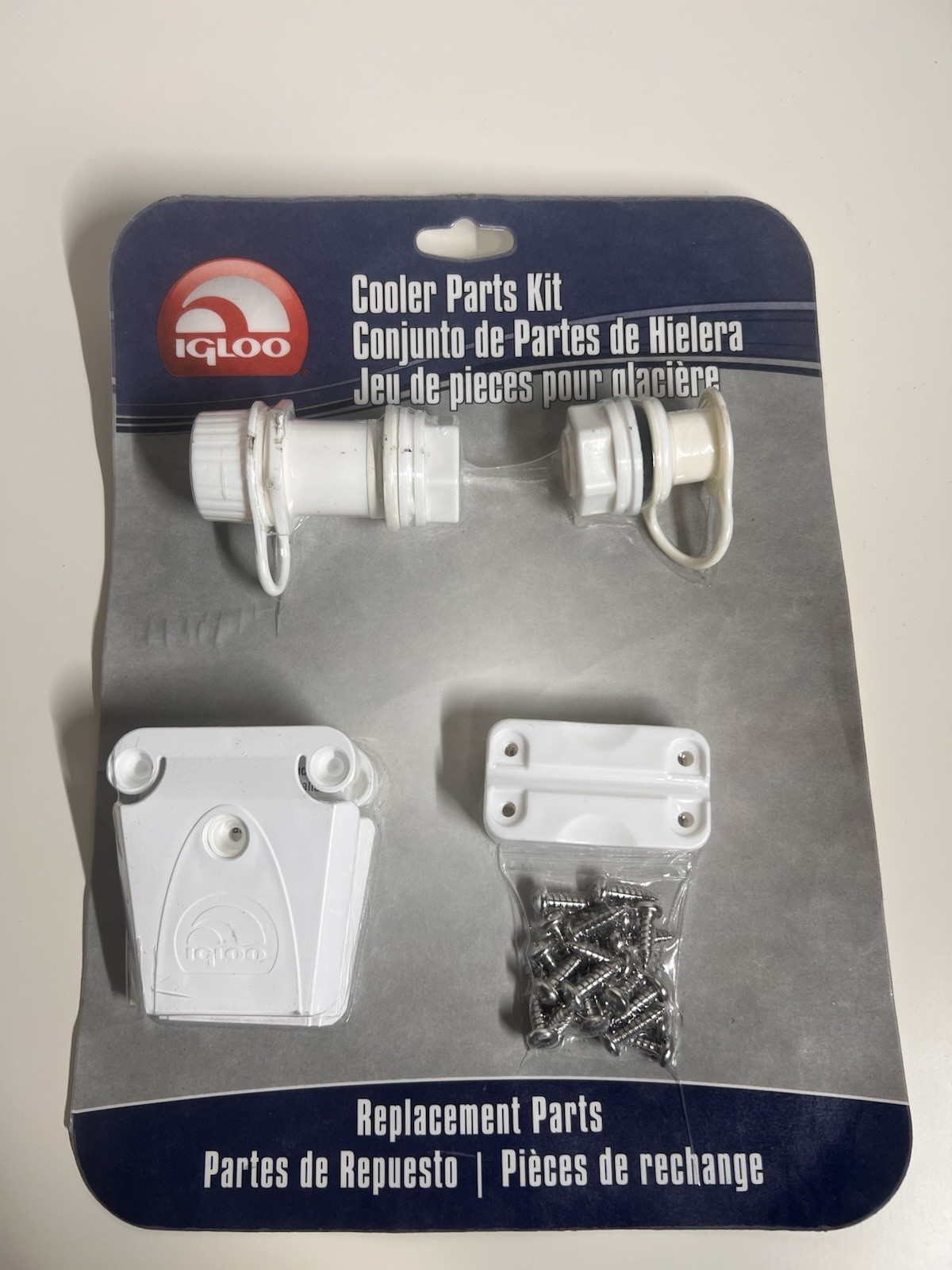 Igloo Parts Kit for Ice Chests, White, 8.5" x 2" x 9"