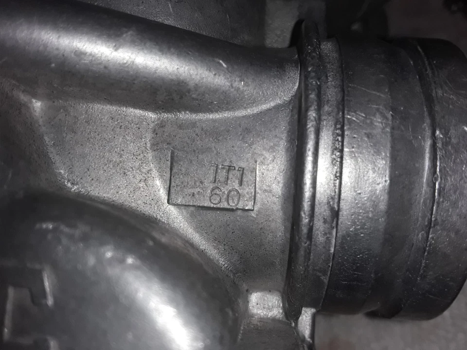 Carburador Yamaha TT500 TT 500 1976 77 Early Mikuni 1T1 60 76-81 Ahrma OEM Foto 2 de 4