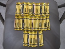 65 New Yellow Mixture Crayola Crayon Color Lot Arts, Crafts, Melt Down