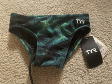 TYR Durafast Elite Perseus Allover Youth Boy's Green Racer Briefs Sz 22 New 50