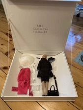 Robert Tonner Regina Wentworth Doll UFDC 2005 Banquet Souvenir Set All Original.