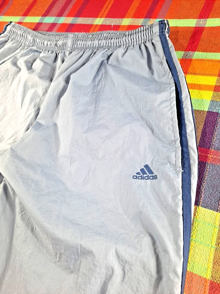 复古阿迪达斯 Swishy 尼龙运动裤婴儿蓝色女式 M 30x30 拉链带小腿 — 第 3/4 张图片