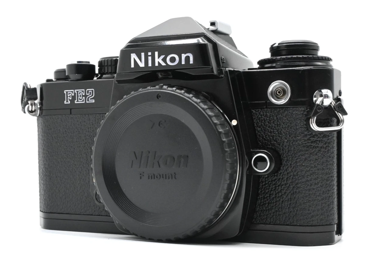 Nikon FE /Petri カメラ　2個　V021 New gear: Nikon 40mm f/2 SE and Z Fc Black | Popular Photography