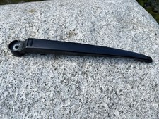WIscherarm / Scheibenwischerarm Heckscheibe für BMW E39 Touring  8221453