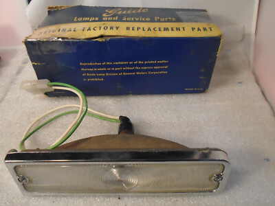 NOS 1961-62 GM Buick Guide SKYLARK Special front parking turn