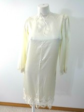 VINTAGE 1960 MOD IVORY SATIN & LACE TEA LENGTH WEDDING DRESS SIZE 4 BEAUTIFUL! 