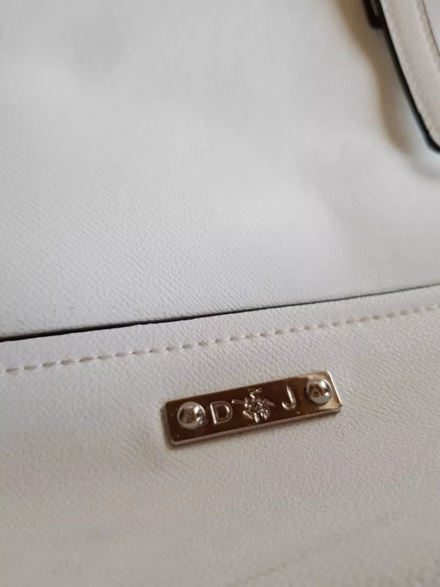 Real vs Fake David Jones bag. How to spot counterfeit David Jones handbags  