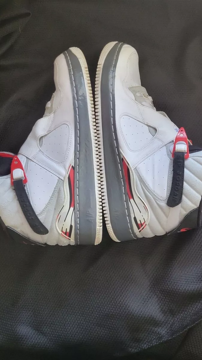Retro bugs bunny jordans deals