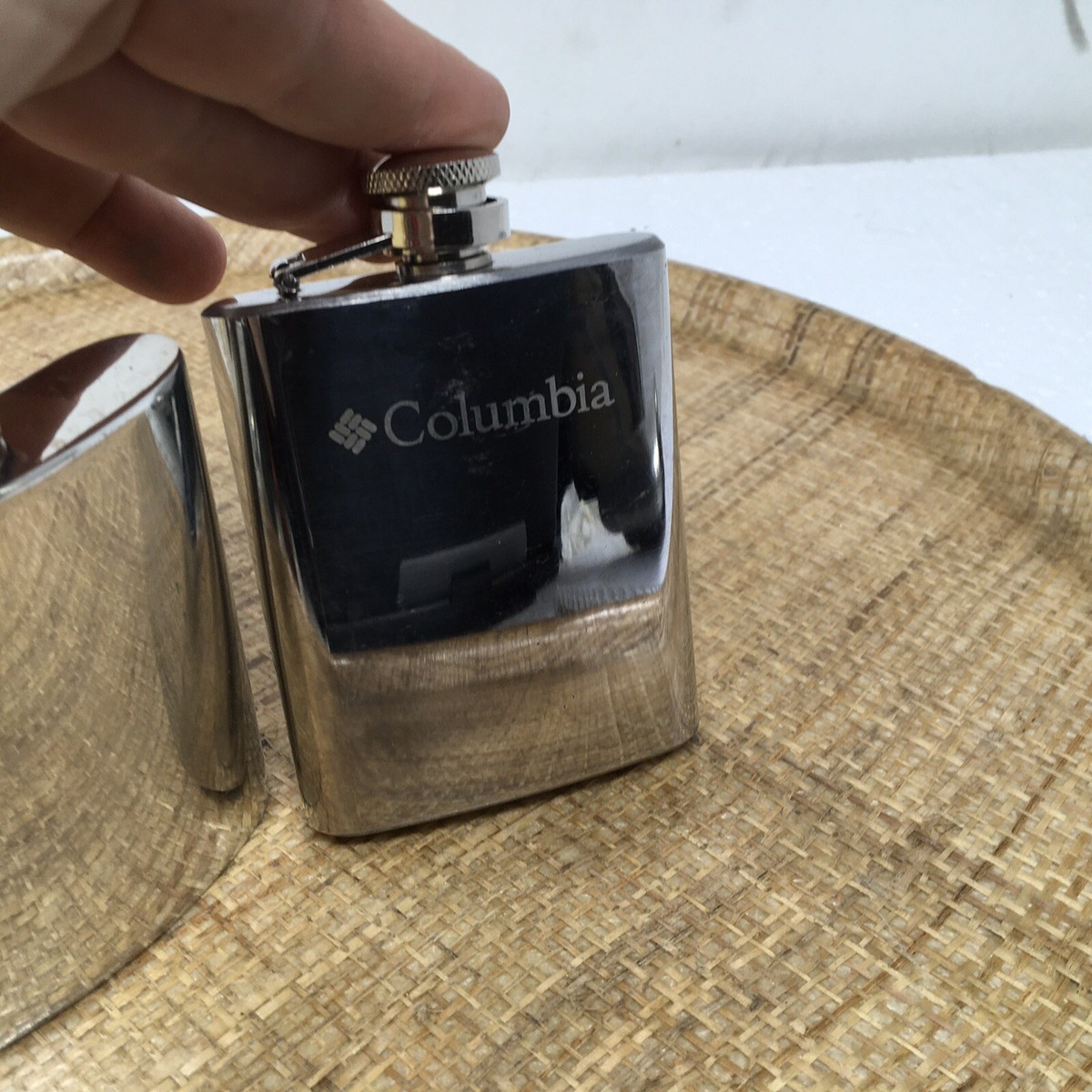 Comoy's of London 3o z Pewter Hip Flask + Colombia 3.5 oz Comoy's of London 3o z Pewter Hip Flask + Colombia 3.5 oz
