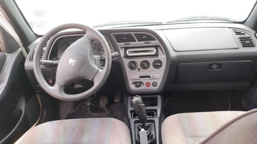 88203989D Faro Derecho para PEUGEOT 306 3/5 PT. / 4 PT. (S2) XR 1997 1157361 - Imagen 4 de 10