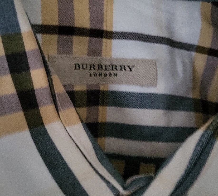 Burberry London Men’s  Plaid Dress Shirt Signature Yellow & White Size L - Image 3 of 4