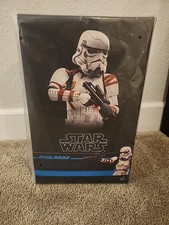 Hot Toys Star Wars Ahsoka Night Trooper Stormtrooper 1/6 Scale Figure TMS121